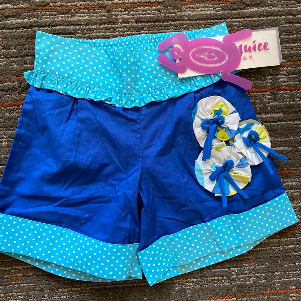 Beetlejuice London size 6 girls shorts